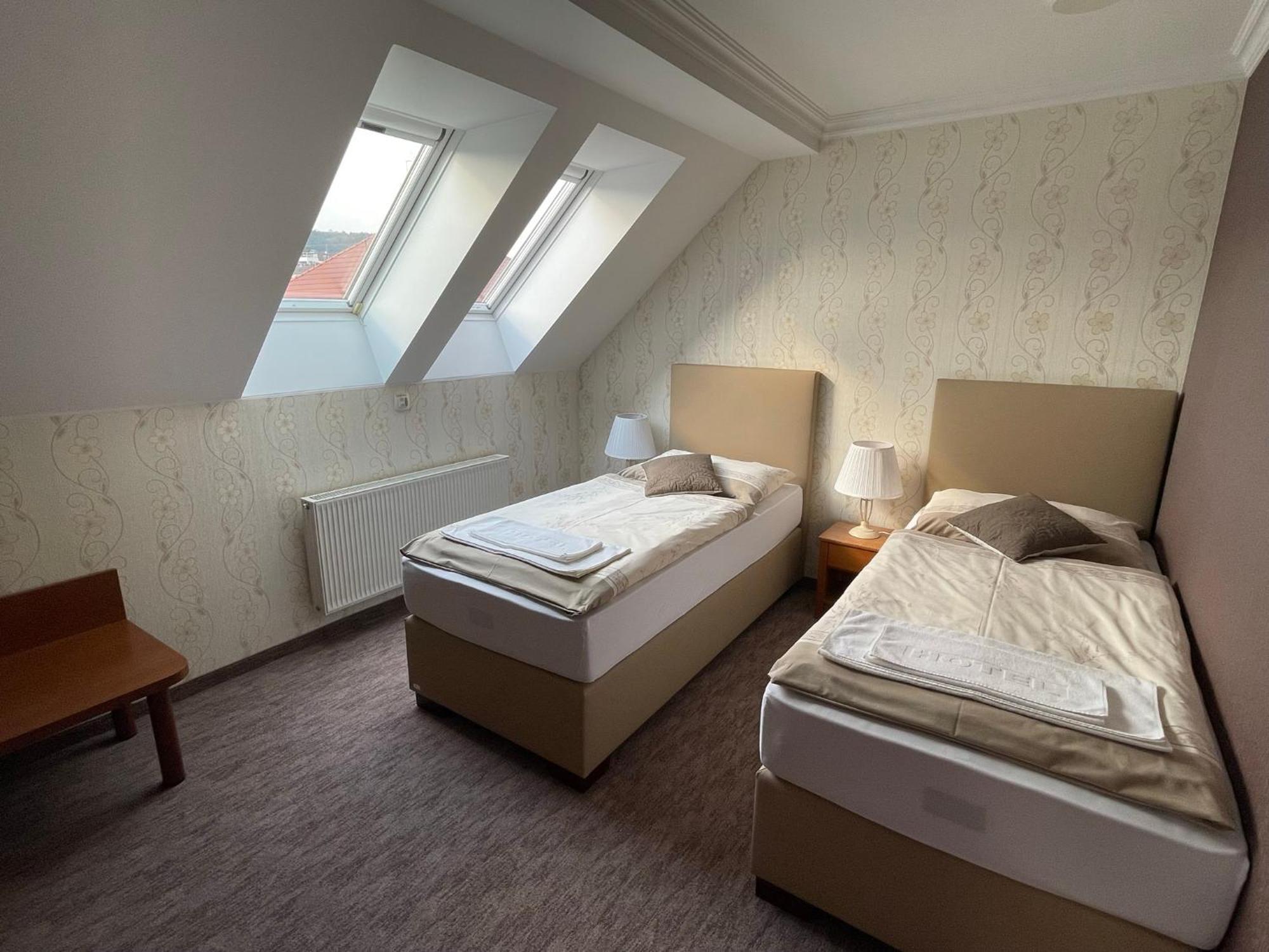 Hotel Lipa Бойниці Екстер'єр фото