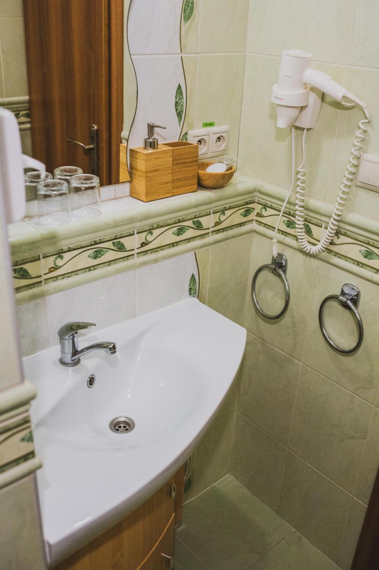 Hotel Lipa Бойниці Екстер'єр фото