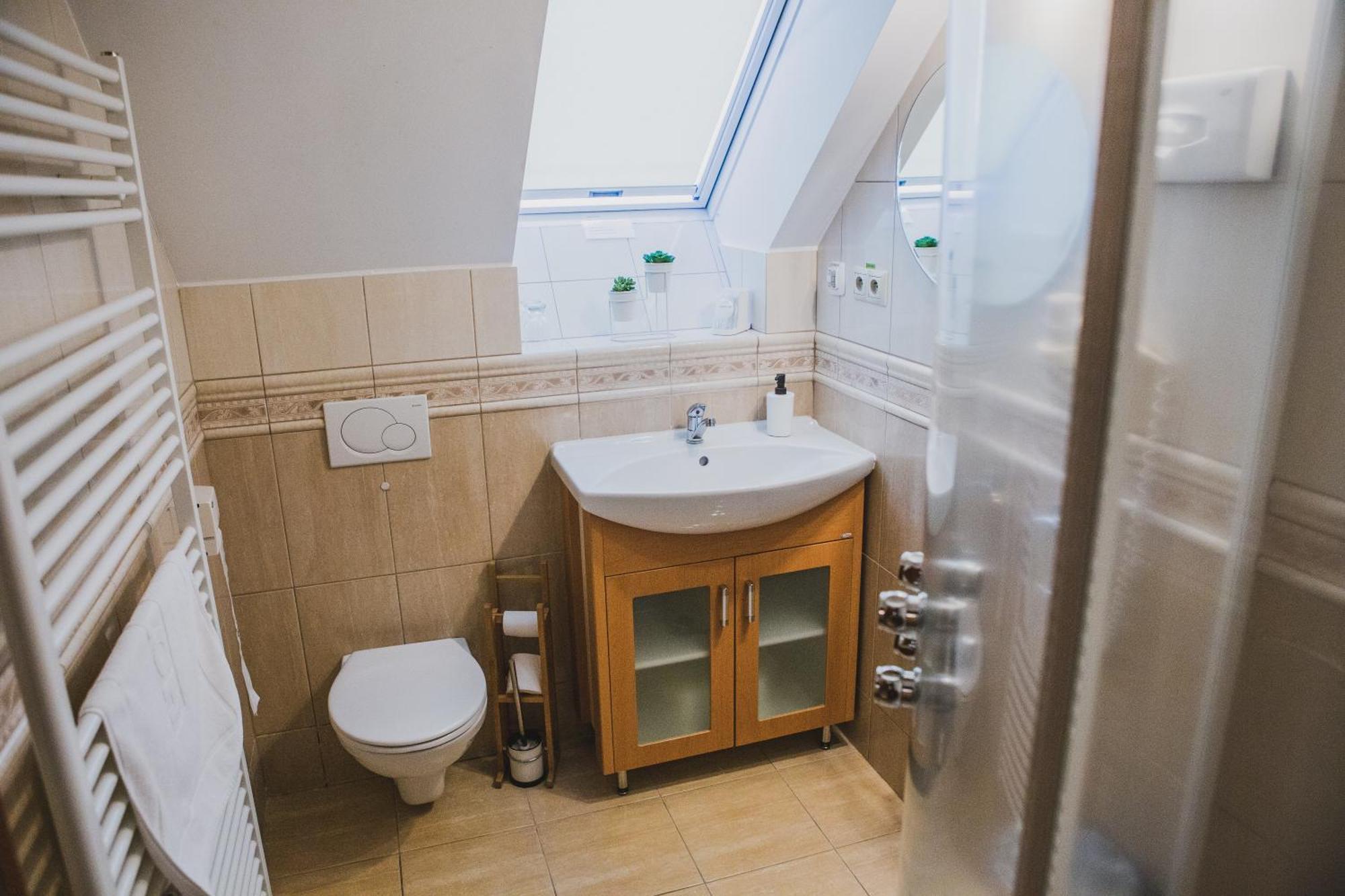 Hotel Lipa Бойниці Екстер'єр фото