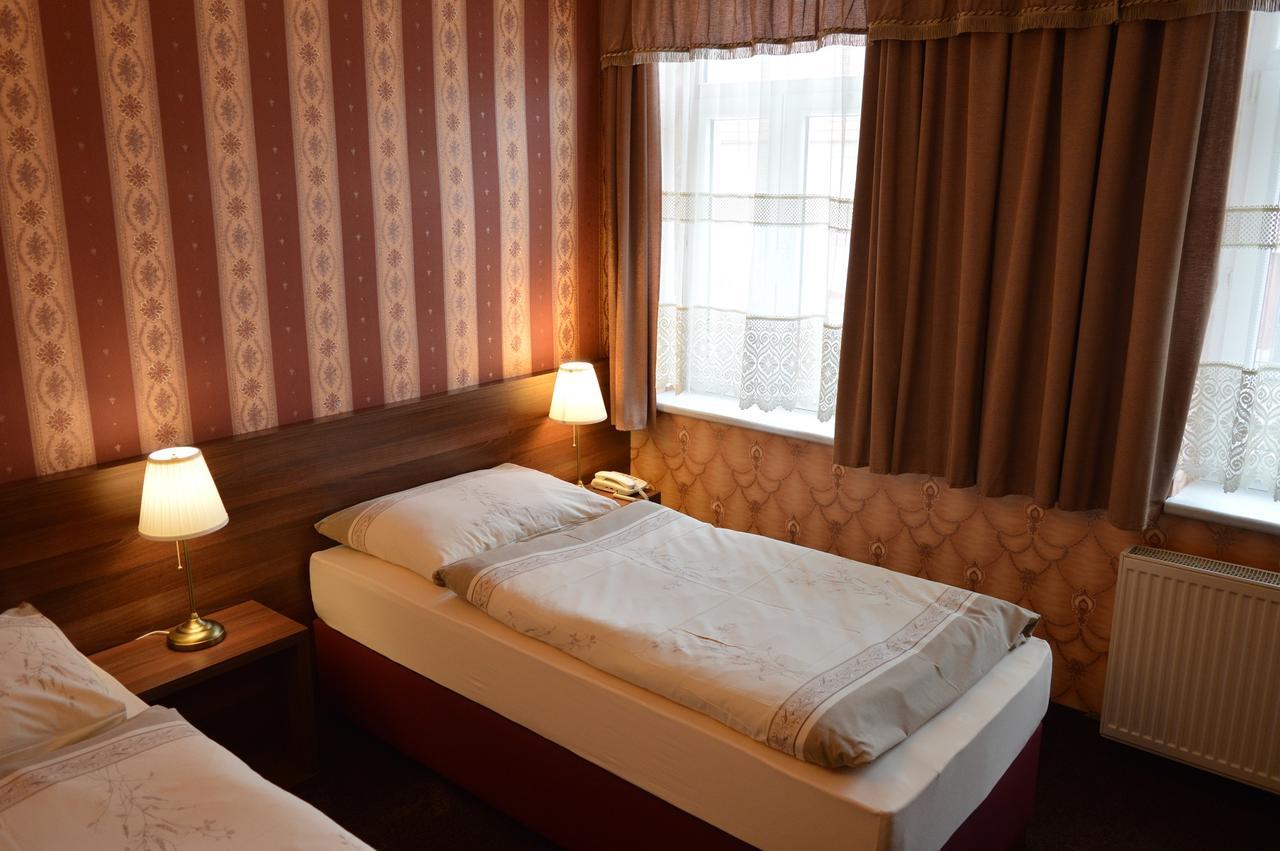 Hotel Lipa Бойниці Екстер'єр фото