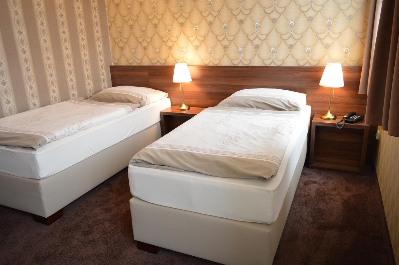 Hotel Lipa Бойниці Екстер'єр фото