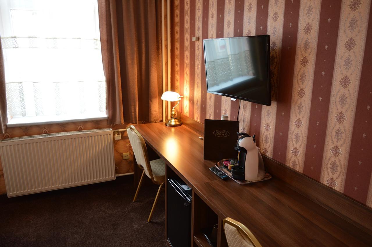 Hotel Lipa Бойниці Екстер'єр фото